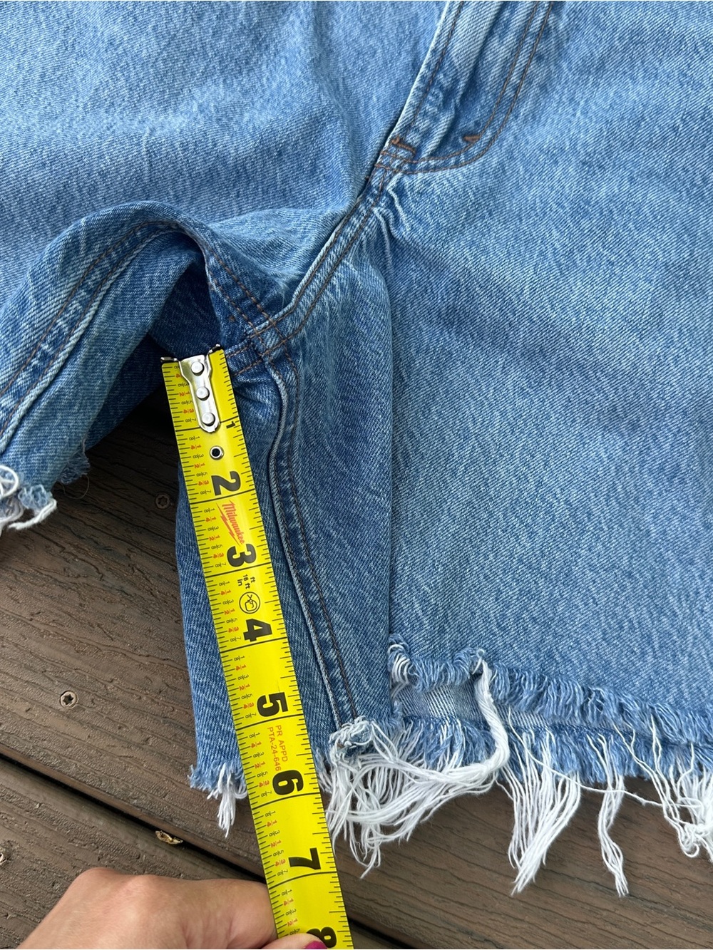 Abercrombie Curve Love High Rise Loose Short - Picture 12 of 12